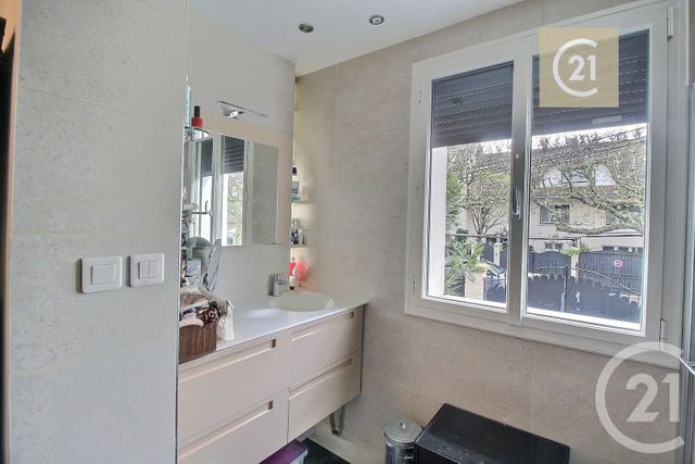 maison à vendre - 6 pièces - 116.65 m2 - LES PAVILLONS SOUS BOIS - 93 - ILE-DE-FRANCE - Century 21 Ricard Immobilier