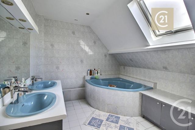 maison à vendre - 6 pièces - 116.65 m2 - LES PAVILLONS SOUS BOIS - 93 - ILE-DE-FRANCE - Century 21 Ricard Immobilier