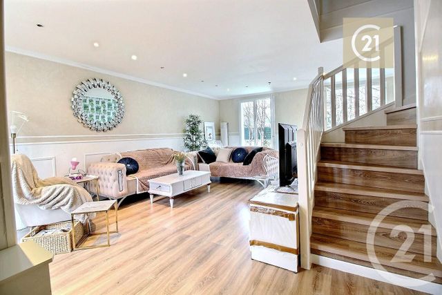 maison à vendre - 6 pièces - 141.17 m2 - LES PAVILLONS SOUS BOIS - 93 - ILE-DE-FRANCE - Century 21 Ricard Immobilier