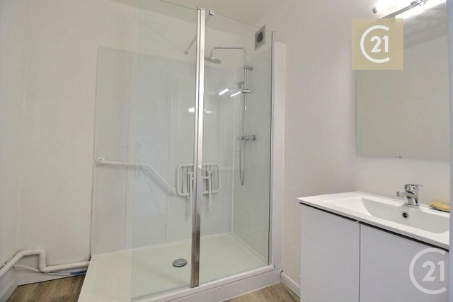 Appartement F4 à vendre - 4 pièces - 71.44 m2 - LIVRY GARGAN - 93 - ILE-DE-FRANCE - Century 21 Ricard Immobilier