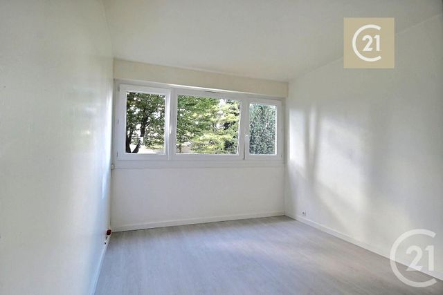 Appartement F4 à vendre - 4 pièces - 71.44 m2 - LIVRY GARGAN - 93 - ILE-DE-FRANCE - Century 21 Ricard Immobilier