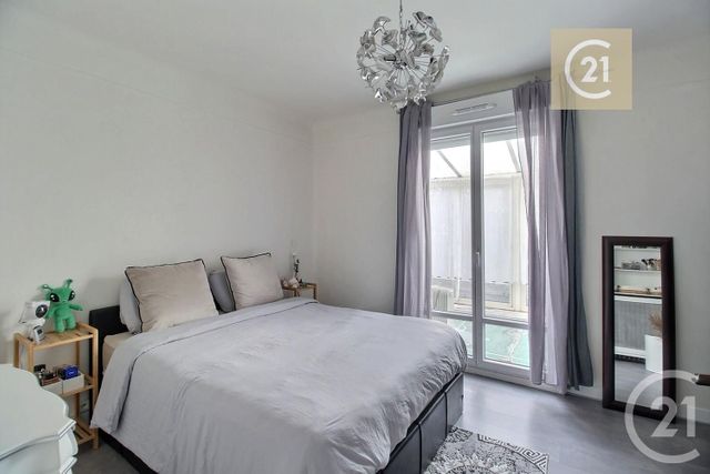 maison à vendre - 5 pièces - 182.3 m2 - LIVRY GARGAN - 93 - ILE-DE-FRANCE - Century 21 Ricard Immobilier