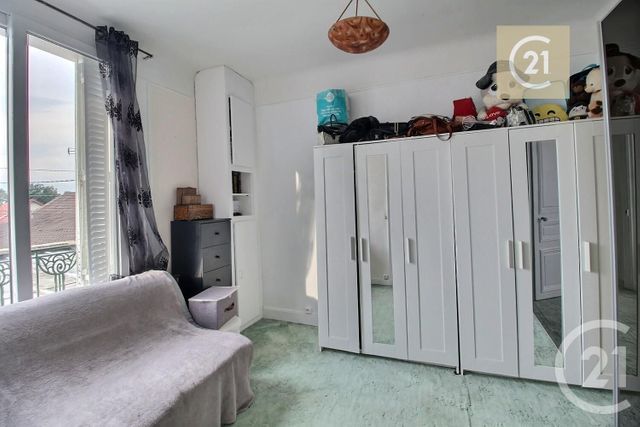 maison à vendre - 5 pièces - 182.3 m2 - LIVRY GARGAN - 93 - ILE-DE-FRANCE - Century 21 Ricard Immobilier