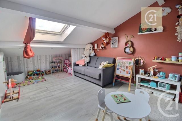 Appartement F4 à vendre - 4 pièces - 63.89 m2 - LES PAVILLONS SOUS BOIS - 93 - ILE-DE-FRANCE - Century 21 Ricard Immobilier