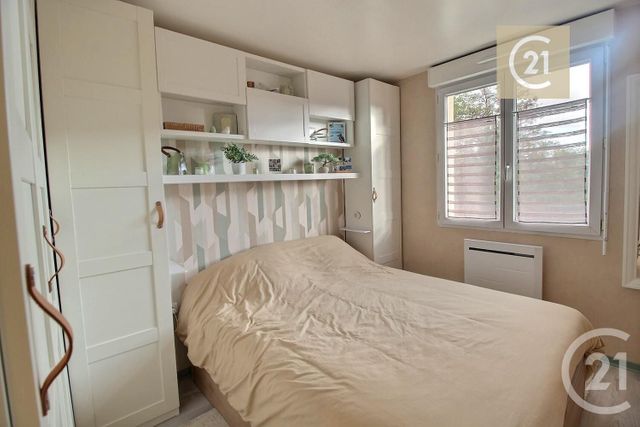 Appartement F4 à vendre - 4 pièces - 63.89 m2 - LES PAVILLONS SOUS BOIS - 93 - ILE-DE-FRANCE - Century 21 Ricard Immobilier