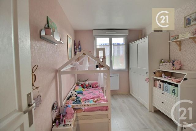 Appartement F4 à vendre - 4 pièces - 63.89 m2 - LES PAVILLONS SOUS BOIS - 93 - ILE-DE-FRANCE - Century 21 Ricard Immobilier