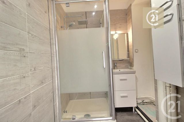 Appartement F3 à vendre - 3 pièces - 54.55 m2 - LES PAVILLONS SOUS BOIS - 93 - ILE-DE-FRANCE - Century 21 Ricard Immobilier