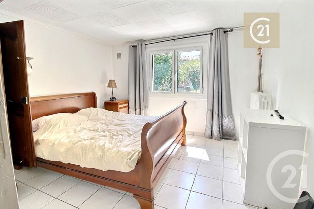 maison à vendre - 7 pièces - 100.0 m2 - LIVRY GARGAN - 93 - ILE-DE-FRANCE - Century 21 Ricard Immobilier