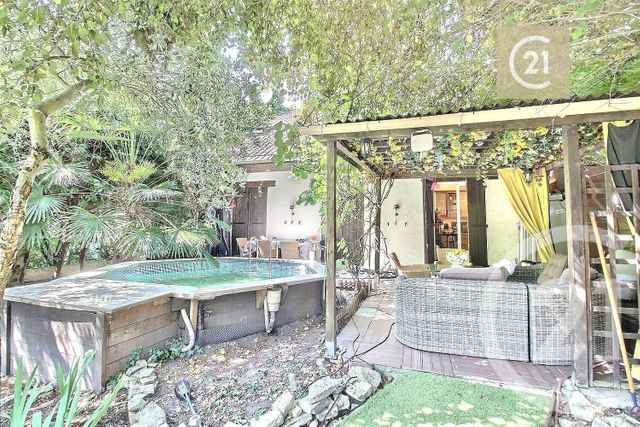 maison à vendre - 6 pièces - 130.28 m2 - LIVRY GARGAN - 93 - ILE-DE-FRANCE - Century 21 Ricard Immobilier