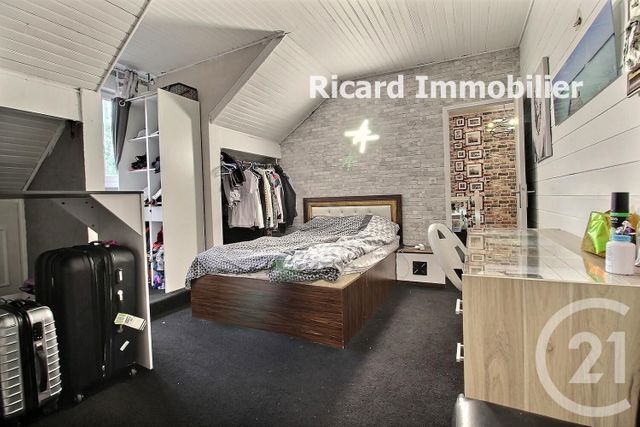 maison à vendre - 6 pièces - 130.28 m2 - LIVRY GARGAN - 93 - ILE-DE-FRANCE - Century 21 Ricard Immobilier