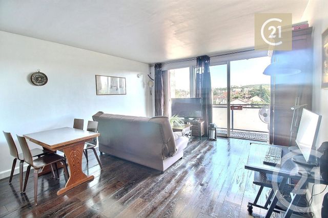 Appartement F2 à vendre - 2 pièces - 55.34 m2 - LIVRY GARGAN - 93 - ILE-DE-FRANCE - Century 21 Ricard Immobilier