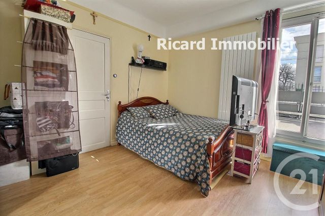 maison à vendre - 5 pièces - 85.0 m2 - LIVRY GARGAN - 93 - ILE-DE-FRANCE - Century 21 Ricard Immobilier