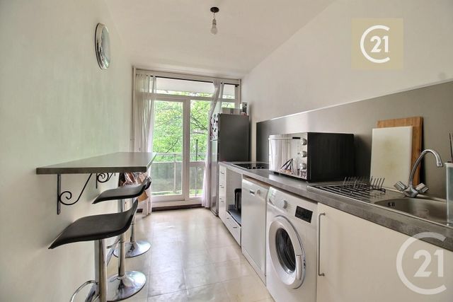 Appartement F4 à vendre - 4 pièces - 78.55 m2 - LIVRY GARGAN - 93 - ILE-DE-FRANCE - Century 21 Ricard Immobilier