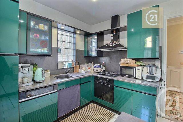 maison à vendre - 6 pièces - 223.3 m2 - LES PAVILLONS SOUS BOIS - 93 - ILE-DE-FRANCE - Century 21 Ricard Immobilier