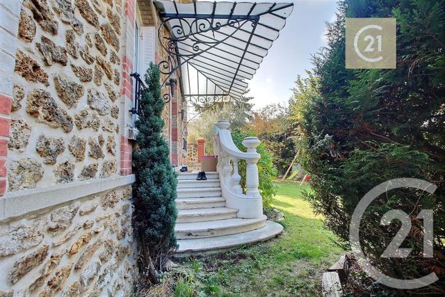 maison à vendre - 6 pièces - 223.3 m2 - LES PAVILLONS SOUS BOIS - 93 - ILE-DE-FRANCE - Century 21 Ricard Immobilier