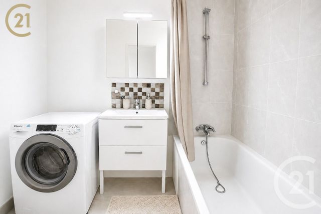Appartement F2 à vendre - 2 pièces - 42.38 m2 - LIVRY GARGAN - 93 - ILE-DE-FRANCE - Century 21 Ricard Immobilier