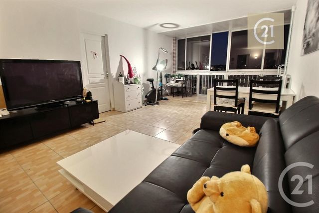 Appartement F4 à vendre - 4 pièces - 84.46 m2 - LES PAVILLONS SOUS BOIS - 93 - ILE-DE-FRANCE - Century 21 Ricard Immobilier