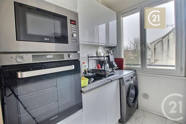 Appartement à vendre - 3 pièces - 61.0 m2 - LIVRY GARGAN - 93 - ILE-DE-FRANCE - Century 21 Ricard Immobilier