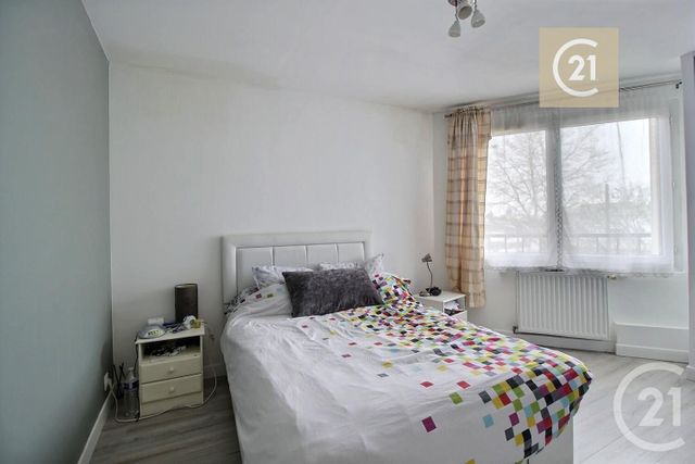 Appartement à vendre - 3 pièces - 61.0 m2 - LIVRY GARGAN - 93 - ILE-DE-FRANCE - Century 21 Ricard Immobilier