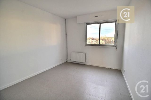Appartement à vendre - 2 pièces - 47.04 m2 - LES PAVILLONS SOUS BOIS - 93 - ILE-DE-FRANCE - Century 21 Ricard Immobilier
