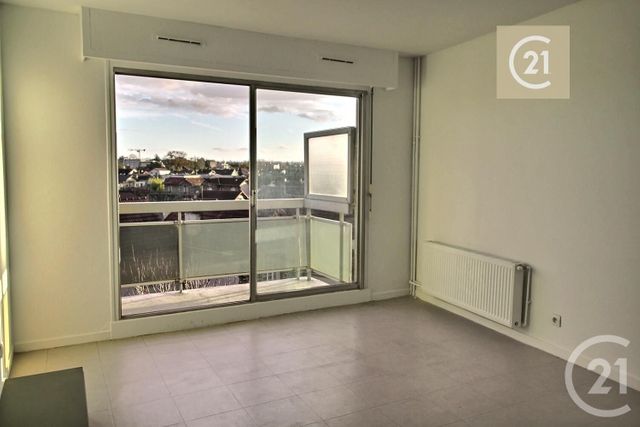 Appartement à vendre - 2 pièces - 47.04 m2 - LES PAVILLONS SOUS BOIS - 93 - ILE-DE-FRANCE - Century 21 Ricard Immobilier