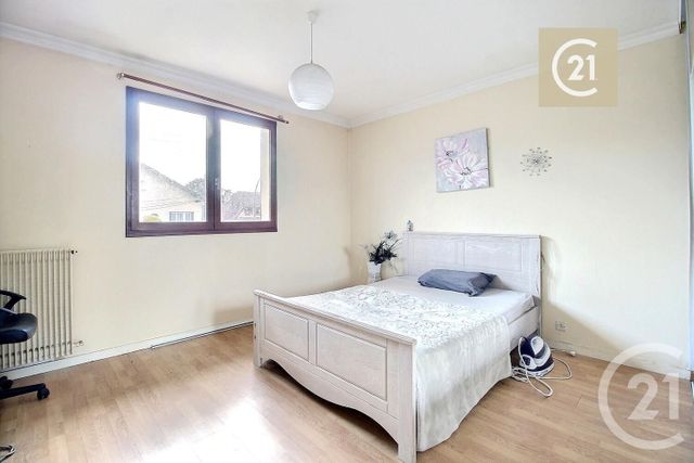 maison à vendre - 6 pièces - 137.0 m2 - LIVRY GARGAN - 93 - ILE-DE-FRANCE - Century 21 Ricard Immobilier