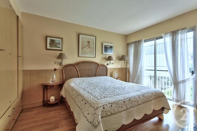 Appartement F5 à vendre - 5 pièces - 107.0 m2 - LES PAVILLONS SOUS BOIS - 93 - ILE-DE-FRANCE - Century 21 Ricard Immobilier