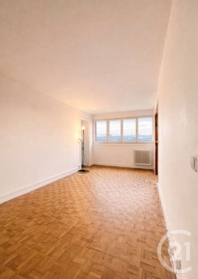 Appartement F3 à vendre - 3 pièces - 57.49 m2 - LES PAVILLONS SOUS BOIS - 93 - ILE-DE-FRANCE - Century 21 Ricard Immobilier