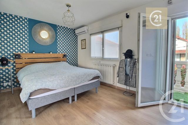 maison à vendre - 9 pièces - 229.71 m2 - LES PAVILLONS SOUS BOIS - 93 - ILE-DE-FRANCE - Century 21 Ricard Immobilier