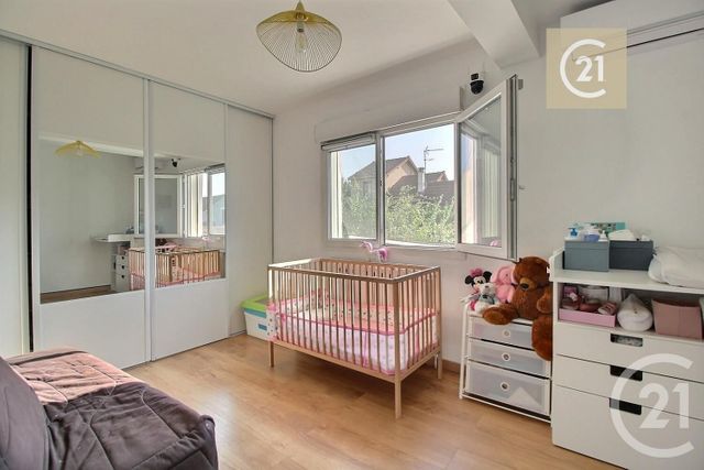 maison à vendre - 9 pièces - 229.71 m2 - LES PAVILLONS SOUS BOIS - 93 - ILE-DE-FRANCE - Century 21 Ricard Immobilier