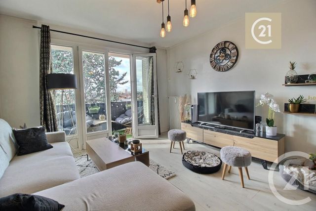 Appartement F2 à vendre - 2 pièces - 50.0 m2 - LES PAVILLONS SOUS BOIS - 93 - ILE-DE-FRANCE - Century 21 Ricard Immobilier