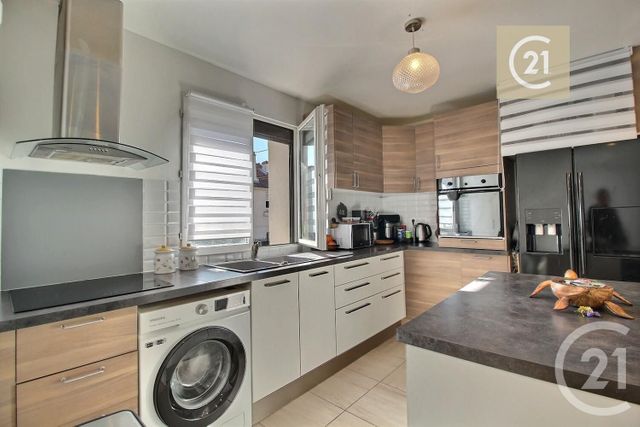 maison à vendre - 13 pièces - 233.34 m2 - LIVRY GARGAN - 93 - ILE-DE-FRANCE - Century 21 Ricard Immobilier