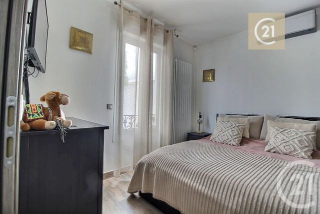 maison à vendre - 5 pièces - 81.11 m2 - LES PAVILLONS SOUS BOIS - 93 - ILE-DE-FRANCE - Century 21 Ricard Immobilier