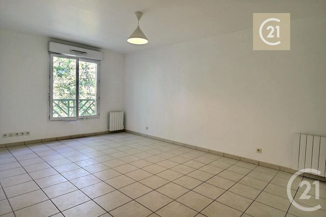 Appartement F2 à vendre - 2 pièces - 49.0 m2 - LES PAVILLONS SOUS BOIS - 93 - ILE-DE-FRANCE - Century 21 Ricard Immobilier