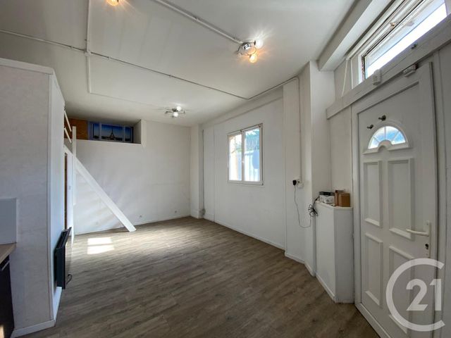 Appartement Studio à vendre - 1 pièce - 25.0 m2 - LES PAVILLONS SOUS BOIS - 93 - ILE-DE-FRANCE - Century 21 Ricard Immobilier