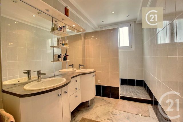 maison à vendre - 6 pièces - 109.06 m2 - AULNAY SOUS BOIS - 93 - ILE-DE-FRANCE - Century 21 Ricard Immobilier