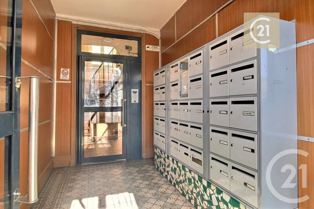Appartement F2 à vendre - 2 pièces - 44.0 m2 - LES PAVILLONS SOUS BOIS - 93 - ILE-DE-FRANCE - Century 21 Ricard Immobilier