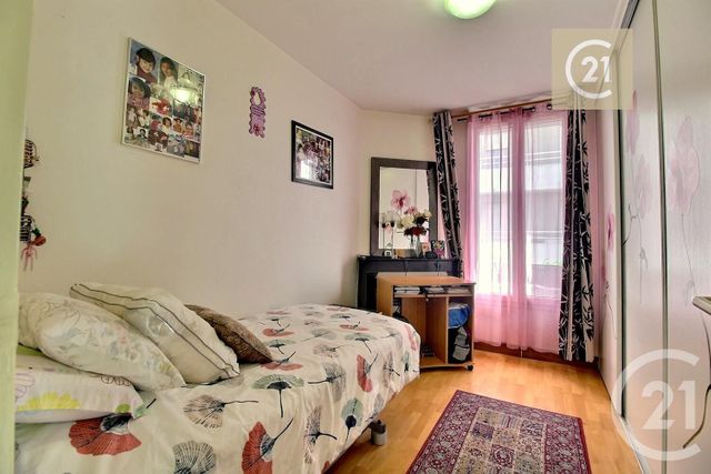Appartement F3 à vendre - 3 pièces - 49.09 m2 - LES PAVILLONS SOUS BOIS - 93 - ILE-DE-FRANCE - Century 21 Ricard Immobilier