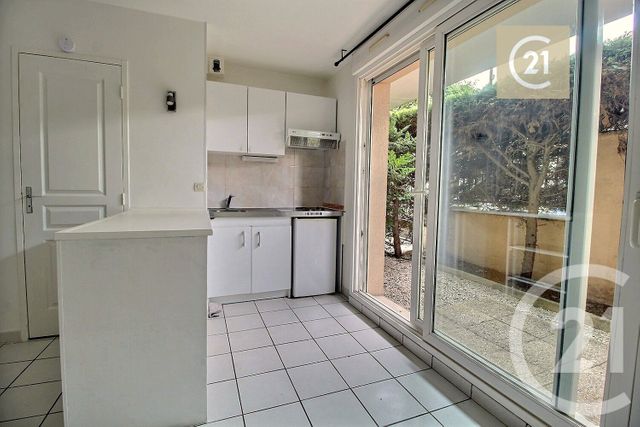 Appartement F1 à vendre - 1 pièce - 24.26 m2 - LIVRY GARGAN - 93 - ILE-DE-FRANCE - Century 21 Ricard Immobilier