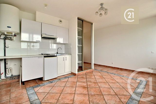 Appartement F1 à vendre - 1 pièce - 24.26 m2 - LIVRY GARGAN - 93 - ILE-DE-FRANCE - Century 21 Ricard Immobilier
