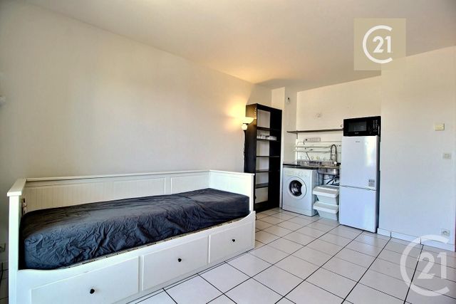 Appartement F1 à vendre - 1 pièce - 26.0 m2 - LIVRY GARGAN - 93 - ILE-DE-FRANCE - Century 21 Ricard Immobilier