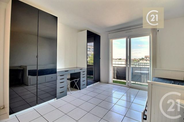 Appartement F1 à vendre - 1 pièce - 26.0 m2 - LIVRY GARGAN - 93 - ILE-DE-FRANCE - Century 21 Ricard Immobilier