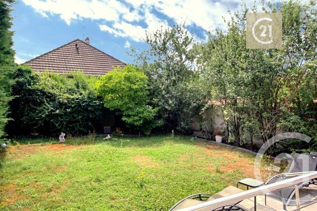 maison à vendre - 6 pièces - 134.84 m2 - LIVRY GARGAN - 93 - ILE-DE-FRANCE - Century 21 Ricard Immobilier