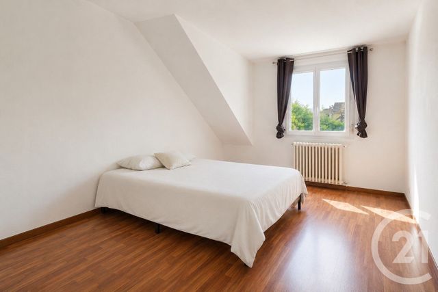 maison à vendre - 6 pièces - 134.84 m2 - LIVRY GARGAN - 93 - ILE-DE-FRANCE - Century 21 Ricard Immobilier