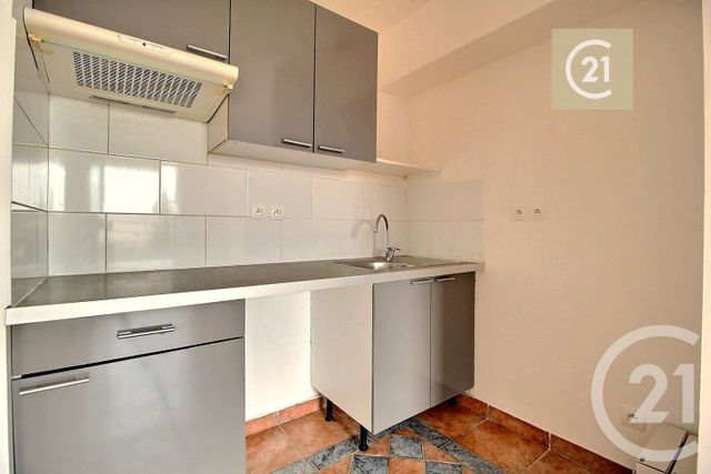 Appartement F2 à vendre - 2 pièces - 41.25 m2 - LIVRY GARGAN - 93 - ILE-DE-FRANCE - Century 21 Ricard Immobilier
