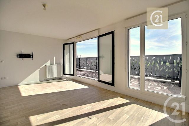 Appartement F4 à vendre - 4 pièces - 78.29 m2 - LES PAVILLONS SOUS BOIS - 93 - ILE-DE-FRANCE - Century 21 Ricard Immobilier