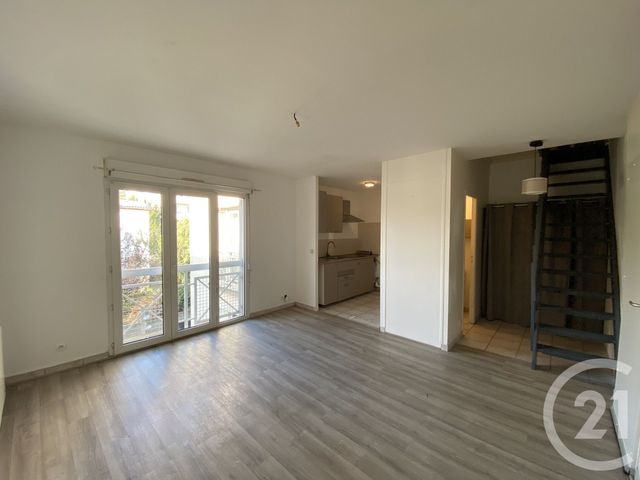 Appartement F3 à vendre - 3 pièces - 60.43 m2 - LES PAVILLONS SOUS BOIS - 93 - ILE-DE-FRANCE - Century 21 Ricard Immobilier