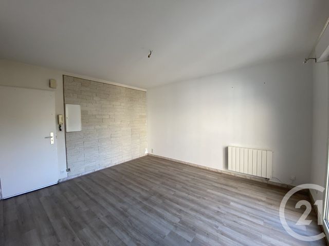 Appartement F3 à vendre - 3 pièces - 60.43 m2 - LES PAVILLONS SOUS BOIS - 93 - ILE-DE-FRANCE - Century 21 Ricard Immobilier